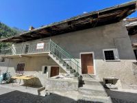 Casa indipendente in vendita a Casteldelfino(CN)